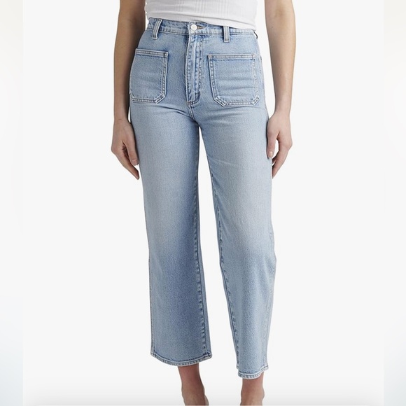 Silver Jeans Denim - Silver jeans co Patch Pocket Wide Leg Women’s Jeans lightwash Size 27